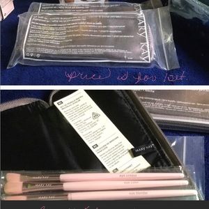 🥰Makeup eyeshadow brushes.   NIB